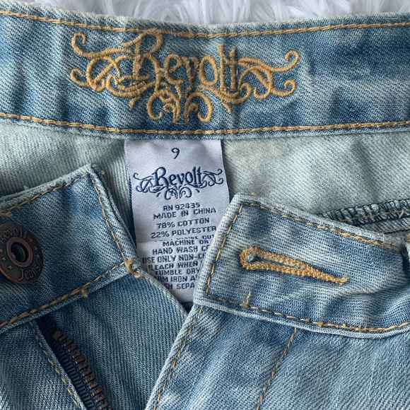 Revolt Distressed Bootcut Light Jeans - Picture 5 of 5